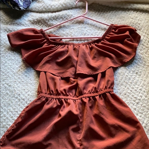 Woman Clothes !! - Picture 2 of 7